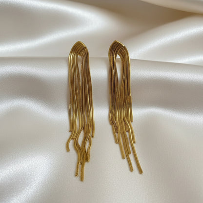 Boucles d'oreilles Lola Cascade Dorée en acier inoxydable dorée signée Milé Mila