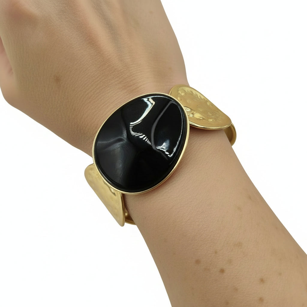 Bracelet manchette Suzy doré et pierre noire signé Milé Mila