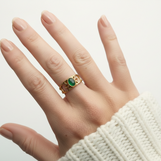 Bague Nina en acier inoxydable et sa pierre verte