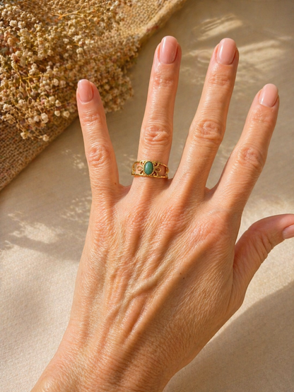 Bague Nina en acier inoxydable et sa pierre verte